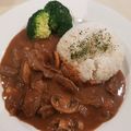 こりぃぬ's cooksnap of when they made キャンベル缶で簡単　ビーフストガノフ.