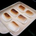 ∞ちかちゃん∞'s cooksnap of when they made 焼きマシュマロ♡魚焼きグリルで中はトロ～.
