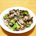 ドルフィンサーモン's cooksnap of when they made 簡単！早い！！春キャベツとアサリの酒蒸し.