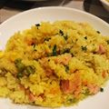 ☆momomama☆'s cooksnap of when they made スパム！炊飯器使用シェフ直伝カレーピラフ.