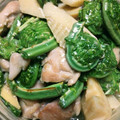 クックZEZDON☆'s cooksnap of when they made 新筍とコゴミと鶏もも肉の旨煮.