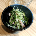 MK58's cooksnap of when they made 水菜を大量消費！男のにんにくベーコン炒め.