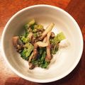 LuckyBerry's cooksnap of when they made 簡単☆ブロッコリーとしめじの胡麻和え.