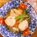 ゆうことさや's cooksnap of when they made 春キャベツと人参の肉団子丸鶏がらスープ.