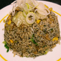 ひぃたろぉ～♪'s cooksnap of when they made 黒酢黒胡麻黒胡椒☆黒いレタス炒飯！.