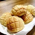 mochitamat's cooksnap of when they made HBで簡単♡みんな大好きメロンパン2種.