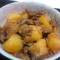 いつきちｼｬ's cooksnap of when they made 牛すじとじゃが芋の味噌煮こみ.