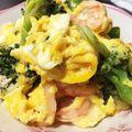 たまにゃんʕ•ﻌ•ʔ's cooksnap of when they made 海老とブロッコリーのふんわり中華卵炒め.