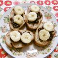 めなよ's cooksnap of when they made あずきとバナナのバタートースト♪.