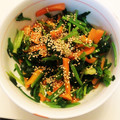 クックE662AA☆'s cooksnap of when they made 簡単♡ほうれん草と人参のナムル.