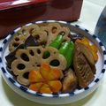 びーこちゃん's cooksnap of when they made お弁当★おせち★お花れんこんの筑前煮★.