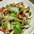 ☆チー姉☆'s cooksnap of when they made しめじとレタスのオイマヨ炒め.
