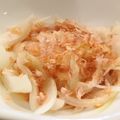 スタイリッシュママ's cooksnap of when they made 玉ねぎのおかか和え.