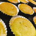 モコ次郎333's cooksnap of when they made 卵無しで作る抹茶＆ホワイトチョコマフィン.