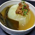 酒を飲みたい's cooksnap of when they made 丸ごと玉葱と刻み昆布の味噌煮込み.