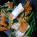 ふぁんたにゃん's cooksnap of when they made 5分でできる小松菜とさつま揚げの炒めもの.