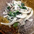 Marmo's cooksnap of when they made 新玉ねぎと小松菜のサラダ.