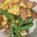 ロリポップ☆'s cooksnap of when they made スナップえんどう&ソーセージ塩味卵炒め.