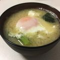 りんこ修業中's cooksnap of when they made 小松菜と玉ねぎと落とし玉子のお味噌汁.
