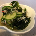 ぎんはる's cooksnap of when they made きゅうりとワカメとカニカマのサラダ.