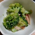 茎ちゃん's cooksnap of when they made ブロッコリーとカニカマのごま酢和え.