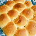 しシャも猫's cooksnap of when they made 全粒粉10%の、手捏ね、くるみちぎりパン.