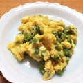 まろ☆☆'s cooksnap of when they made えんどう豆の卵とじ.
