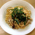 moon frog's cooksnap of when they made きのこと大葉の和風パスタ.