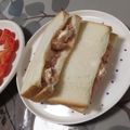 よちりん's cooksnap of when they made クリームチーズとツナだけっ！簡単サンド☆.