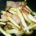 クックEGIVJ7☆'s cooksnap of when they made お弁当にきのこベーコンのマヨめんつゆ炒め.
