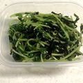 スィー's cooksnap of when they made 混ぜるだけ！豆苗の塩昆布和え.