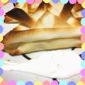 すまっぱーこんぶ's cooksnap of when they made 兜アップルパイとホイップ「マリーム®」.