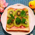ももちゃんのれしぴ's cooksnap of when they made トーストアート　キウイ.