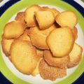 女帝蜂蜜✨料理研究所's cooksnap of when they made 余った卵白でサクッと軽いラングドシャ.