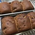 みちneko☆'s cooksnap of when they made パウンド型で焼くチョコナッツパン.