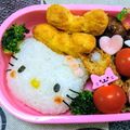 hii1207's cooksnap of when they made キャラ弁☆キティちゃん☆女の子弁当.