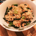 Emmabeagle's cooksnap of when they made 超簡単★シャケと菜の花の炊き込みご飯♬.