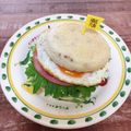 mogusun＊'s cooksnap of when they made 昔から大好きな食べ方♡ハムエッグマフィン.
