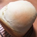 Hinatanpop's cooksnap of when they made 生クリームと蜂蜜のしっとり食パン.