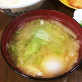 chiiro's cooksnap of when they made レタスと半熟玉子のお味噌汁.