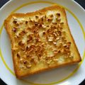 ＊なぁ＊'s cooksnap of when they made 母の味☆朝ご飯にバターピーナッツトースト.