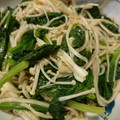 さくら雪山's cooksnap of when they made えのきとほうれん草のナムル.
