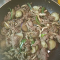 クックETNRU4☆'s cooksnap of when they made 牛肉と舞茸と茄子の炒め物☆.