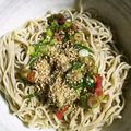 伶夜11's cooksnap of when they made ごま油香る✿叩き梅とねぎの冷製そば✿.