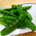 チョコママ★'s cooksnap of when they made 絹さや（さやえんどう）のバター醤油炒め.