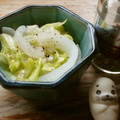 花時計咲いた's cooksnap of when they made 簡単 レタスとタマネギの炒め物.