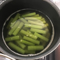 NKTNMMK's cooksnap of when they made フキの下処理.