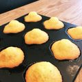 りえ☆キッチン's cooksnap of when they made 【ヘソ出現！】正統派のマドレーヌ。.