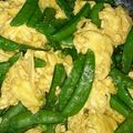 優駿蓮ママ's cooksnap of when they made スナップえんどうと卵炒め.