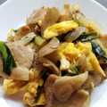 ち（＊´・ω・｀）ろ's cooksnap of when they made 豚肉と小松菜のオイマヨ炒め☆.